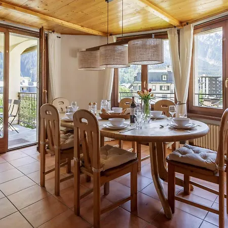 Apartment Des Alpes 302 Appt - Year Chamonix